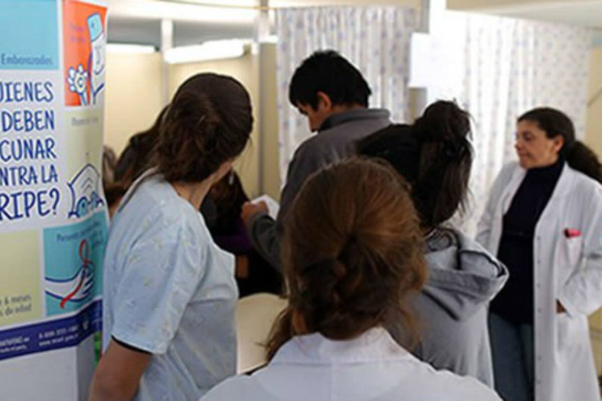 Instan a vacunarse por la gripe A