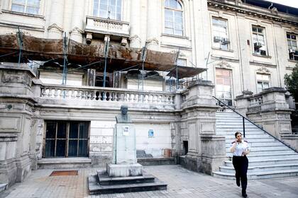 Instituto Malbrán, el más beneficiado por las compras de Salud