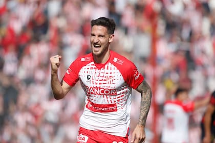 Instituto fue escolta de Belgrano y aguarda en semifinales del Reducido; la Gloria creció mucho en el final