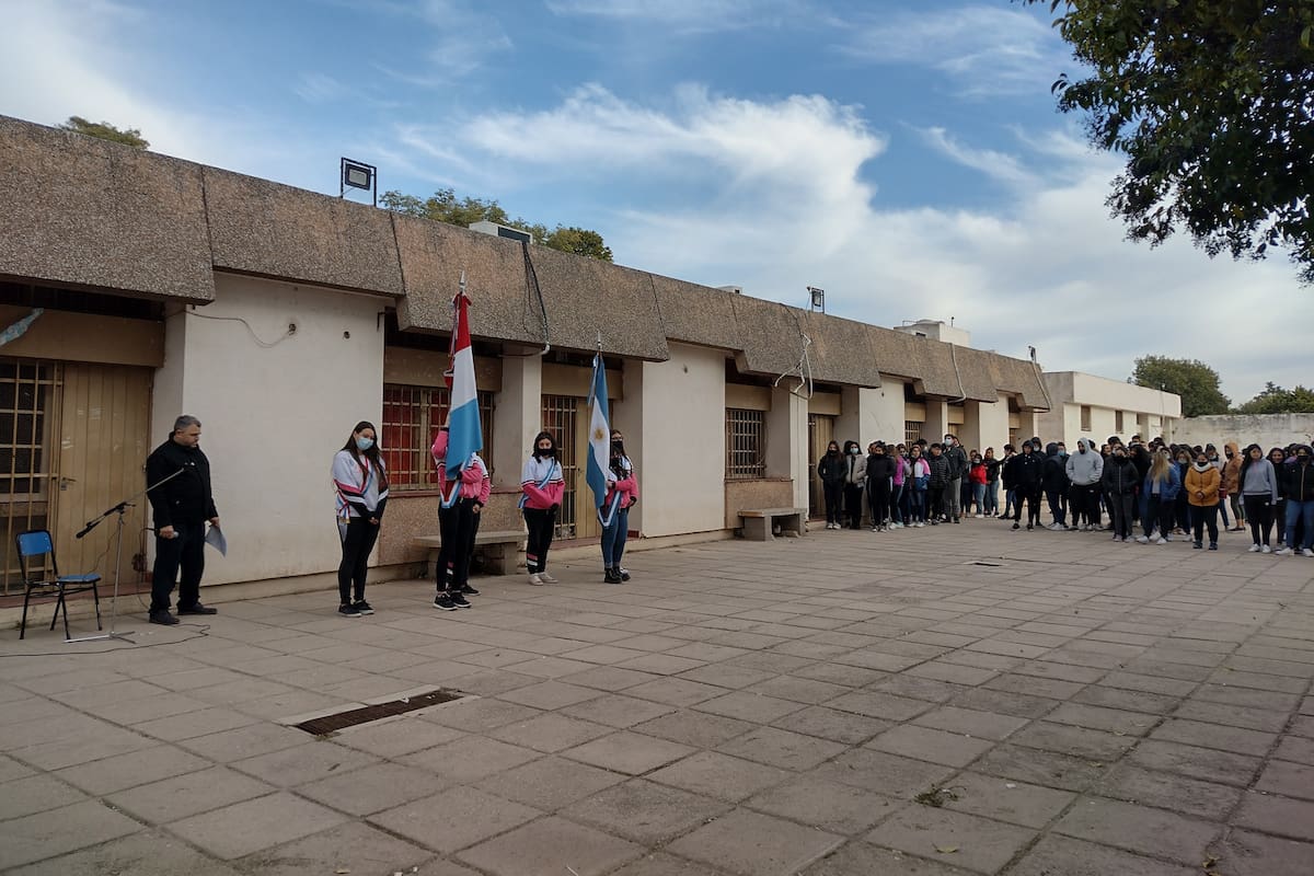 Instituto Provincial de Educación Media 156 José Manuel Estrada.