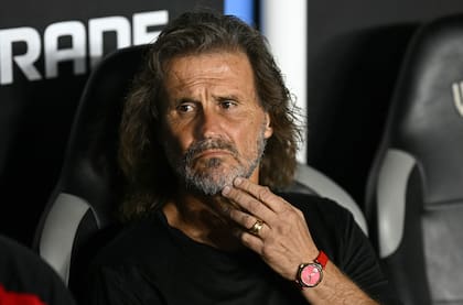 Insua piensa en el nuevo esquema para afrontar lo que resta del torneo