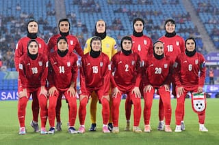 Integrante del equipo iraní de fútbol femenino renuncia al asilo en Australia