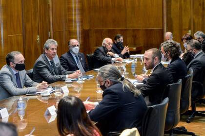Habrá una nueva reunión el 4 del mes próximo