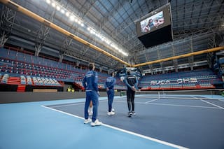 La cancha alquilada que llegó en barco desde España y la Argentina usará en la Copa Davis