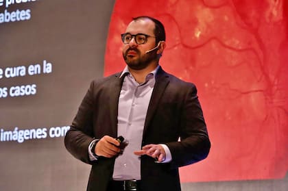 Marcos Grilanda (AWS)