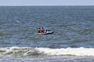Encontraron muerto a un hombre que había desaparecido cerca de un muelle en la costa