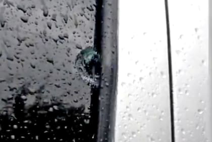 Intentaron robarle la camioneta cuando llegaba a su casa en El Palomar