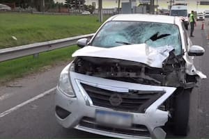 Intentó cruzar a pie la Panamericana: una persona murió tras ser atropellada por un auto en el carril rápido