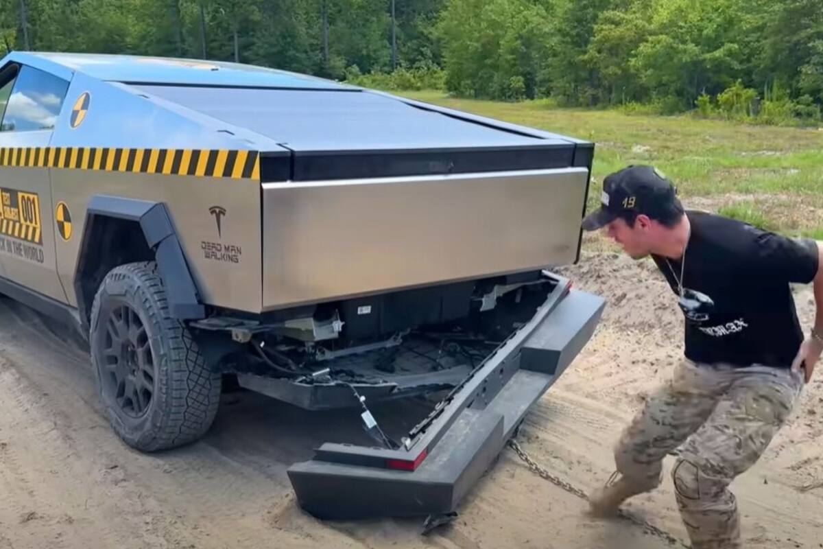 Intento remolcar una Ford F-150 y se desprendió el paragolpes trasero