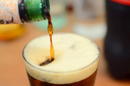 Intentó robarse cinco botellas de Fernet y lo detuvieron