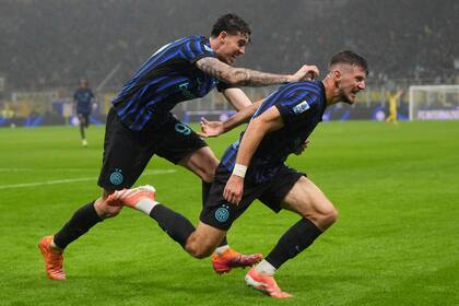 Inter de Milán quiere meterse en la final de la Supercopa de Italia; ya espera Napoli, que venció a Milan