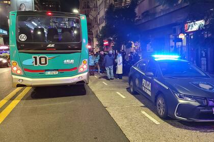 Interceptaron a una banda de pirañas dentro de una unidad de la línea 10