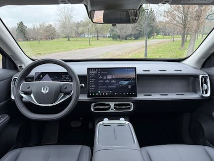 Interior B10