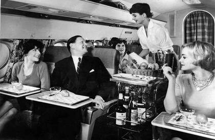 Interior del Comet IV de Aerolíneas.