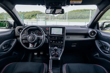 Interior del Toyota GR Yaris