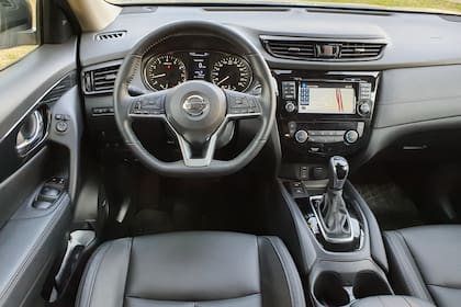 Interior sobrio y con buen equipamiento para el nuevo Nissan X-Trail