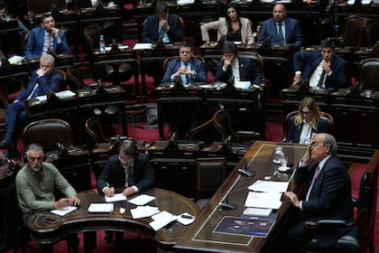 Interpelación al jefe de gabinete, Guillermo Francos, en la cámara de Diputados por el caso $LIBRA