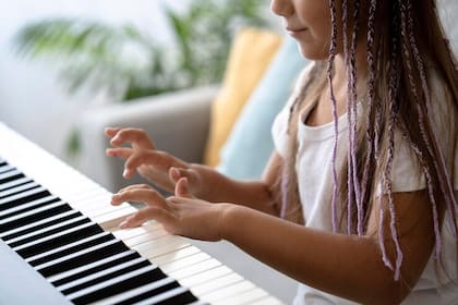 Interprete de piezas musicales en piano