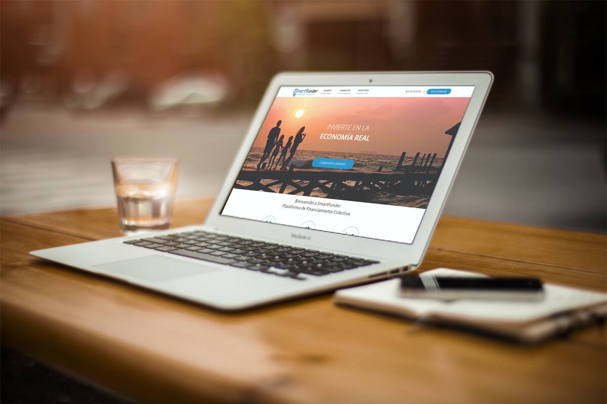 Invertir de forma inteligente en dólares ya es posible. SmartFunder es una novedosa plataforma que permite capitalizar los ahorros de forma efectiva, sencilla y con importante rentabilidad en moneda extranjera