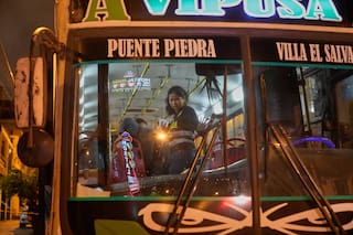 Matan a chofer de autobús en Perú pese a plan de Fujimori para frenar ataques extorsivos