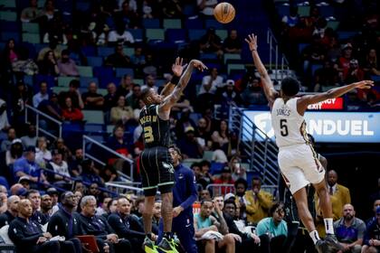 Investigan patrones de apuestas inusuales en juego de Terry Rozier en 2023 con Charlotte