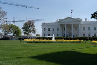 Investigan reportes de disparos cerca del Parque Lafayette, frente a la Casa Blanca