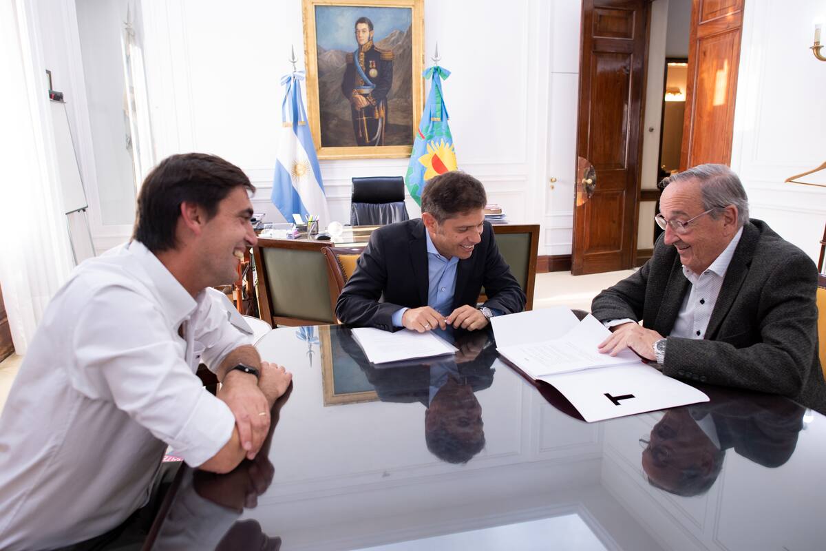 Iparraguirre, Kicillof y Lunghi, en un encuentro en el mes de mayo