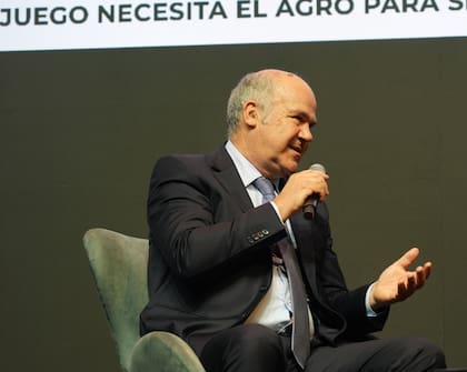Iraeta alentó a los productores a invertir y sembrar con confianza