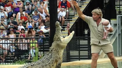 Irwin junto a uno de sus hijos durante una hazaña (Foto: Web)