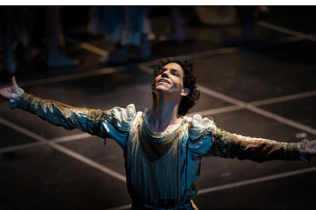 Isaac Hernández, Mexicano, acaba de ganar el Benois de la Danse