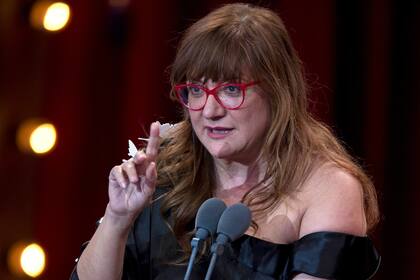 Isabel Coixet obtuvo el premio a la mejor directora y fue ovacionada por su trabajo en La librería, que fue elegida como la mejor película