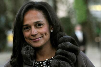 Isabel dos Santos, hija del expresidente de Angola, José Eduardo dos Santos, construyó una fortuna que parece originarse en una trama de corrupción