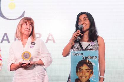 Isabel Yaconis y Viviam Perrone, dos de las fundadoras de la asociación Madres del Dolor