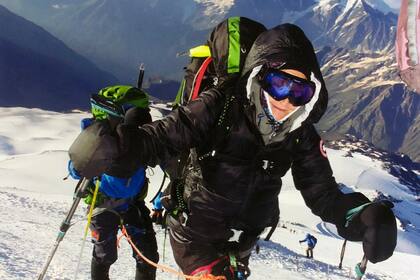 Isabella de la Houssaye durante la escalada