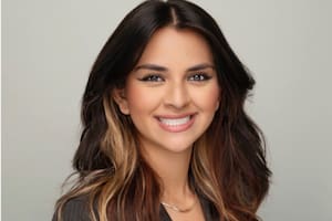 Es migrante en EE.UU. y ganó dos becas universitarias para ser la primera médica de su familia