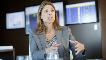 Isela Costantini, presidenta de Aerolíneas, en un reciente encuentro con la prensa