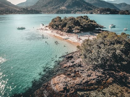 Isla de Cataguases. Próxima a Angra dos Reis es una de las que se puede visitar desde Ilha Grande.