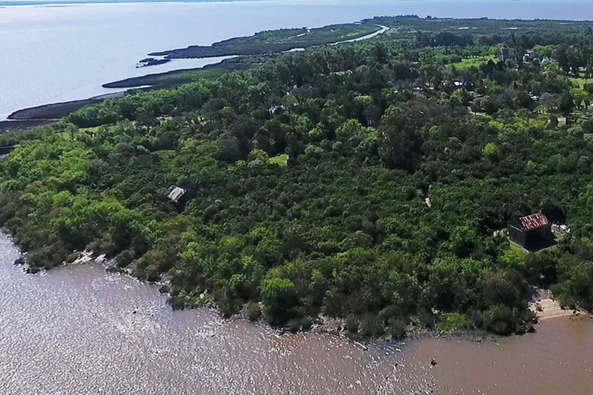 Sector donde se acomoda la basura en la isla Martín García después del proceso de saneamiento