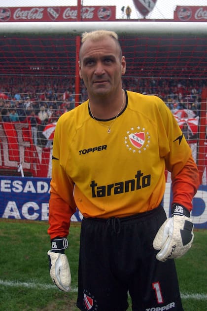 Islas en Independiente, su casa, donde sueña con volver algún día para ser entrenador; "Sé que le puedo aportarle mucho a Independiente. Esperaré, siempre lo voy a esperar, soy joven"