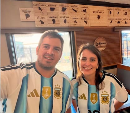 Isolina y Darío emigraron de Tucumán a Kansas en 2022