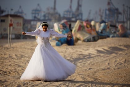 El auge de bodas y fiestas disparó el rebrote en Israel