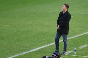 Israel Damonte se despidió como DT de Arsenal luego de 15 partidos: tres victorias, siete derrotas y cinco empates