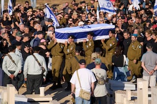 Israel y Hezbollah se enfrentan a lo largo de un río estratégico en Líbano