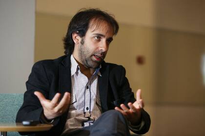 Itai Hagman, autor del proyecto del salario básico universal