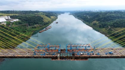 Itaipú.