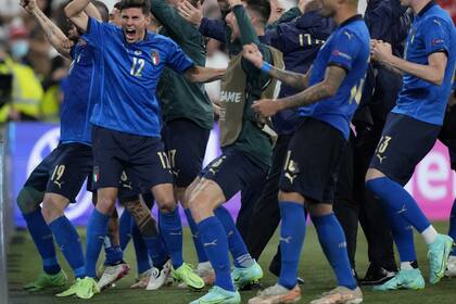 Italia empieza la celebración en Wembley; la Azzurra ganó la Eurocopa después de 53 años de espera