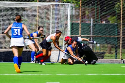 Italiano no pudo alcanzar la diferencia suficiente en el marcador en la victoria ante River, por el Metropolitano de hockey femenino