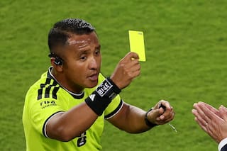 El salvadoreño que hace historia en el Francia vs. España