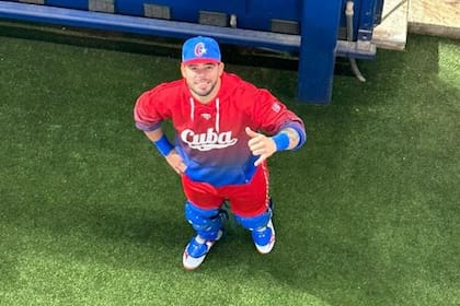 Iván Prieto se fugó del hotel donde se hospedaba la selección cubana de béisbol en Miami