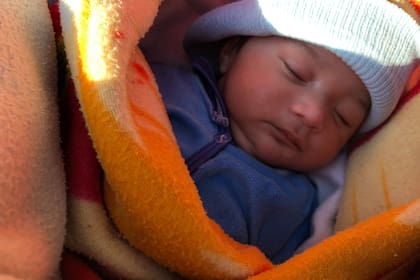 Ivette vive con su mamá, su hermano Fabrizio de tres meses y su papá, Wiliam Visgarra que se dedica al carbón.